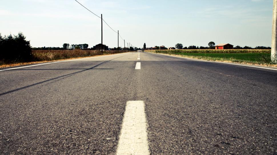 Free Image of An asphalt highway 