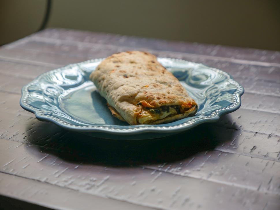 Free Image of Spinach and egg wrap 