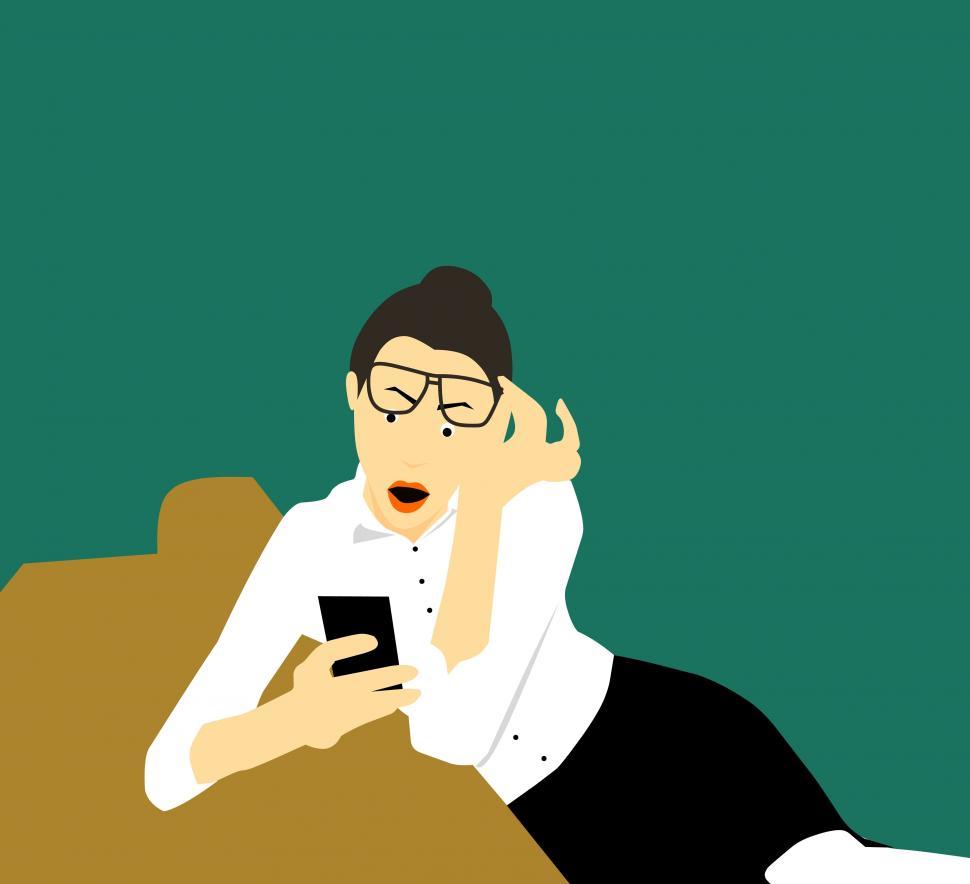 Free Image of business woman using mobile   