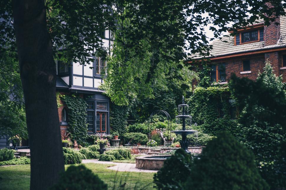 Free Image of A three-tier courtyard fountain 