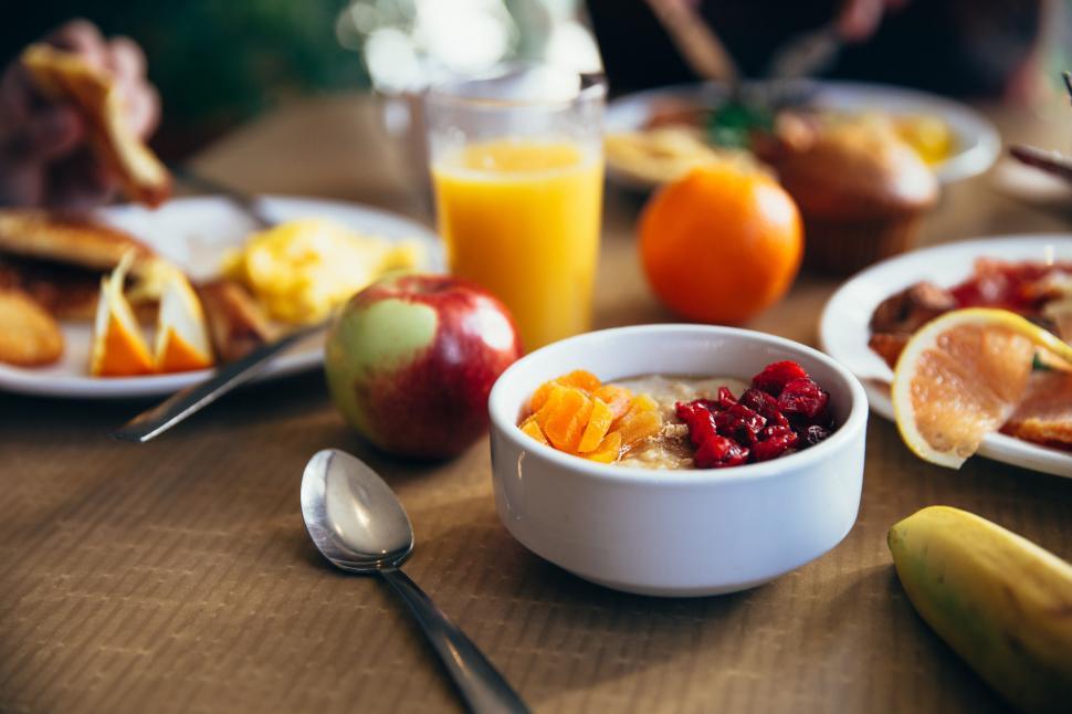 Free Image of Healthy breakfast on the table 