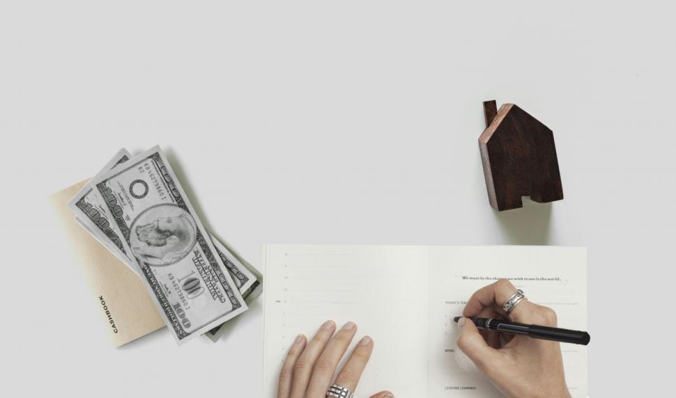 Free Image of budget for buying a house  