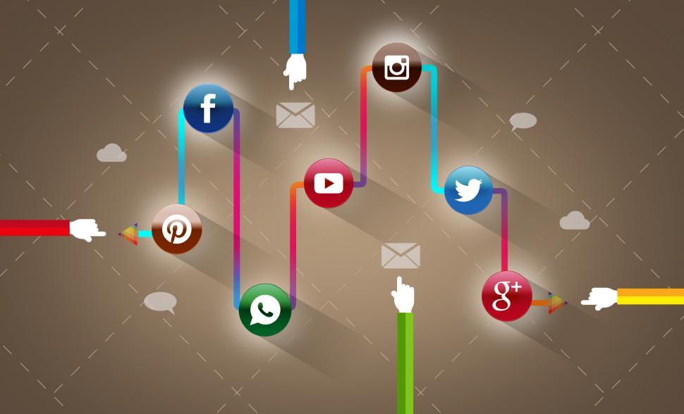 Free Image of Posting On Social Media - Social Networks - Concept 