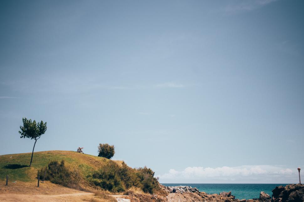 Free Image of A Caucasian couple on the beach 