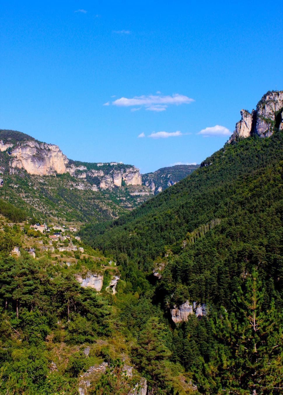 Free Image of Canyon - Typical Landscape in Gorges du Tarn - Southern France 