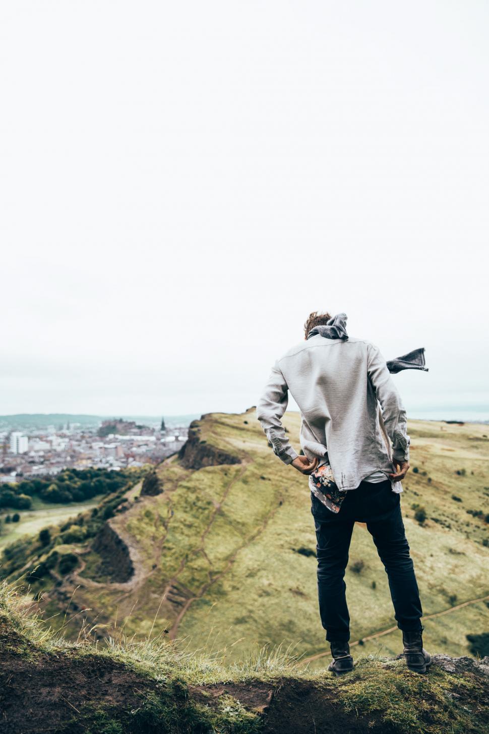 Free Image of A young caucasian hiker on English hills 