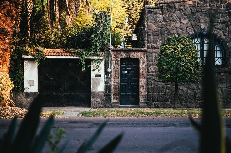 Free Image of Exterior of tropical house 