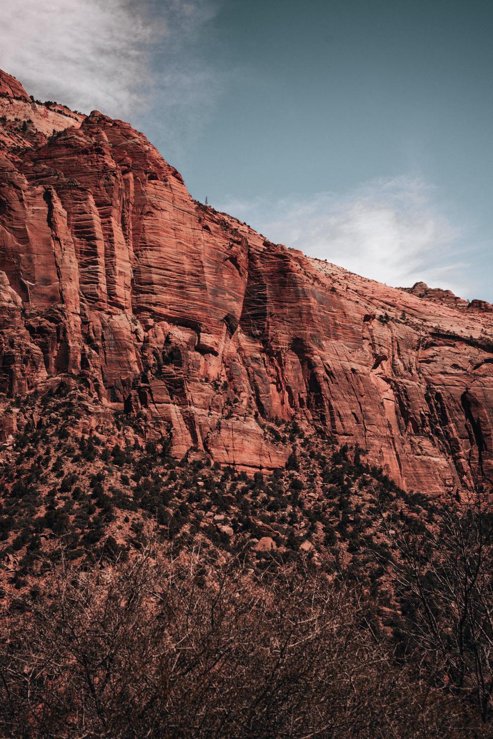 Free Image of Red sandston rock formations of grand canyon 