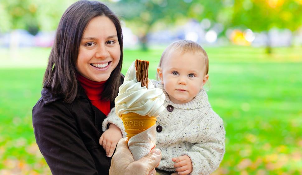 Free Image of Family eating ice cream  