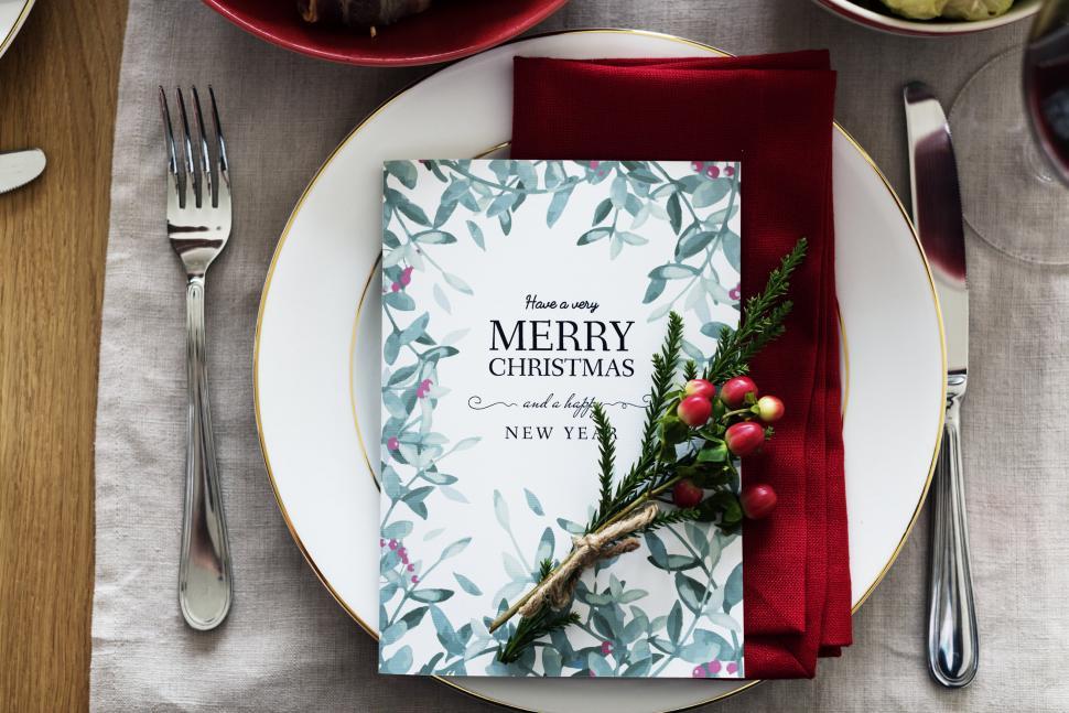 Free Image of Close up of a greetings card on a plate 