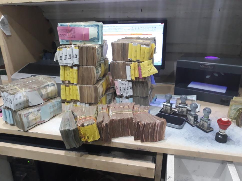 Free Image of Pile of Money at bank  