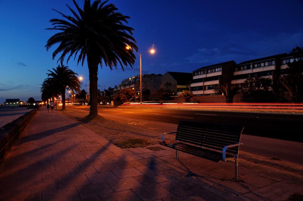 Free Image of Beach Road 
