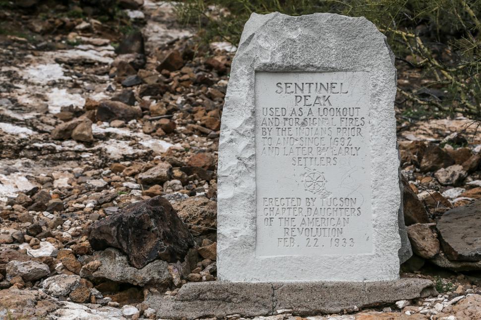 Free Image of Sentinal Peak Marker 