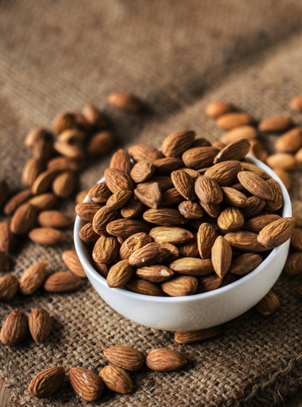 Free Image of Close up of a bowl full of almonds 