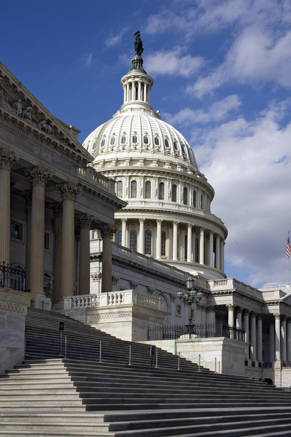 Free Image of US Capitol Building and Congress 