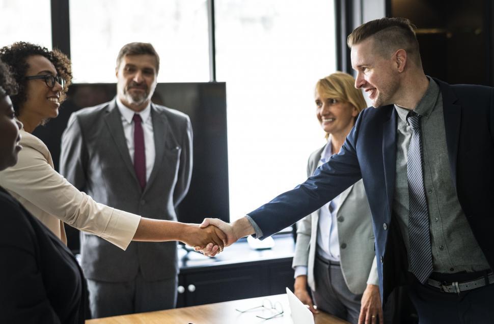 Free Image of Handshake between two parties after agreement 