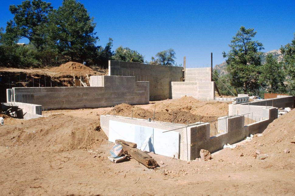 Free Image of House under construction 