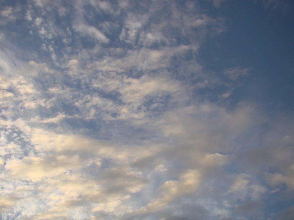Free Image of Sky and clouds 
