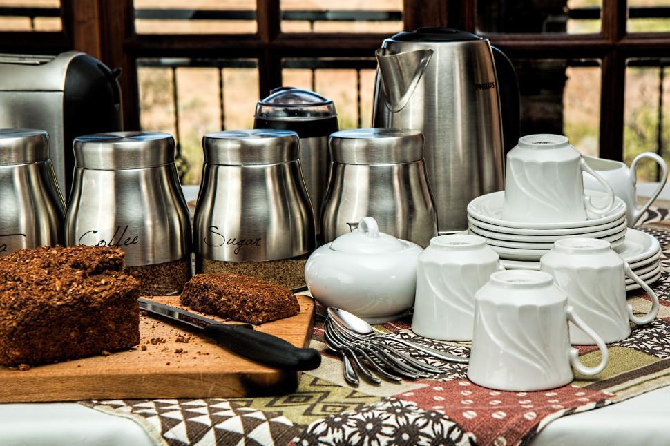 Free Image of Variety of Coffee on Table 