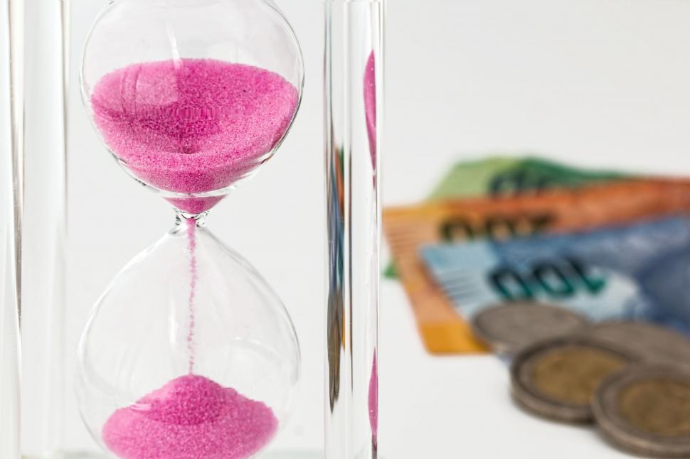 Free Image of Pink Sand Hourglass 