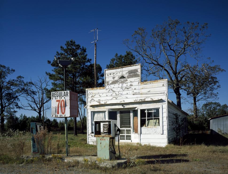 Free Image of Petrol Station - Vintage  
