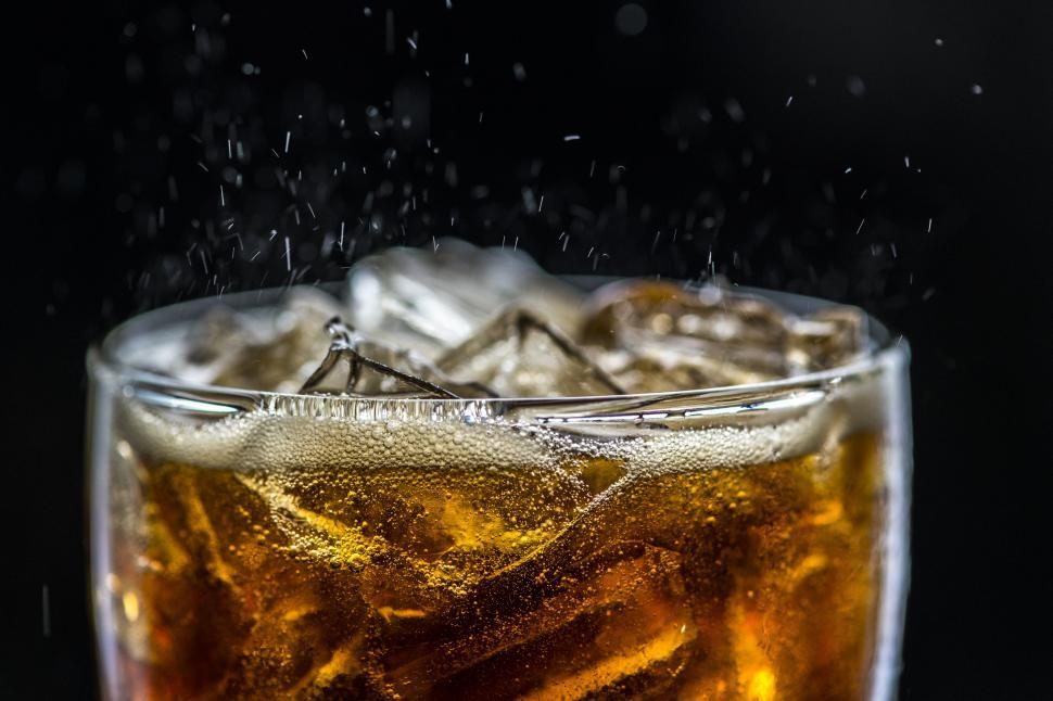 Free Image of Carbonated cola drink served in a pint glass 