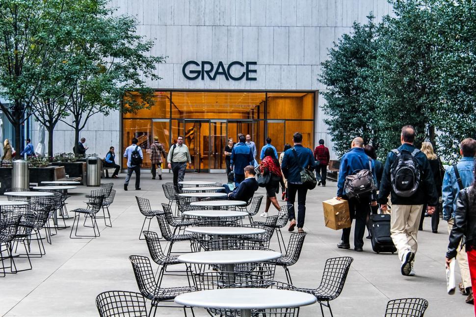 Free Image of Shopping Center - People  