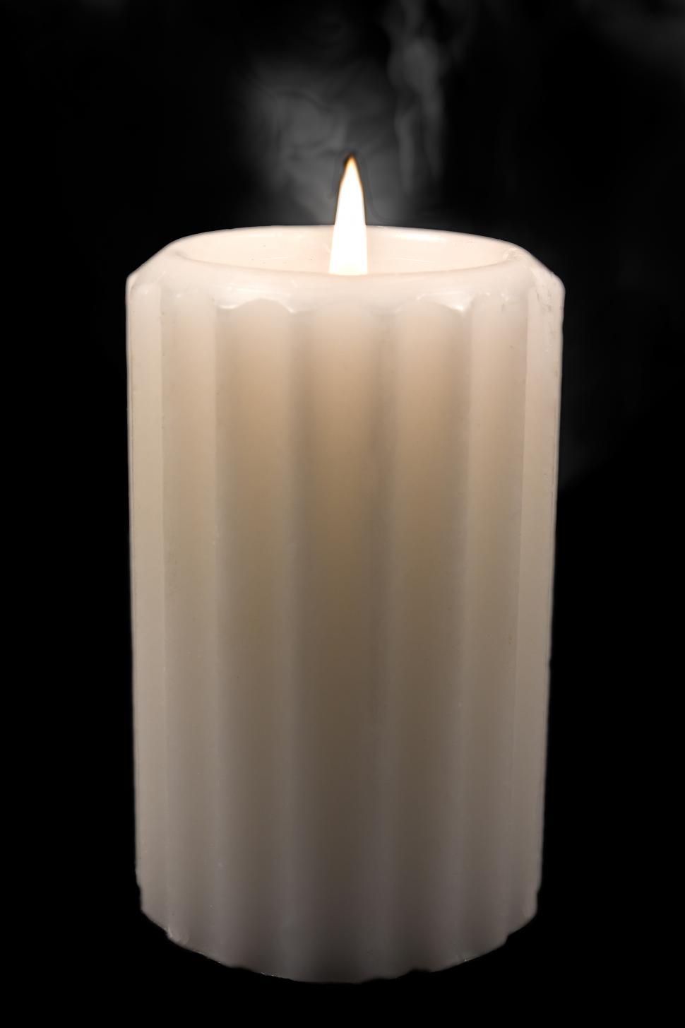 Free Image of White Candle 