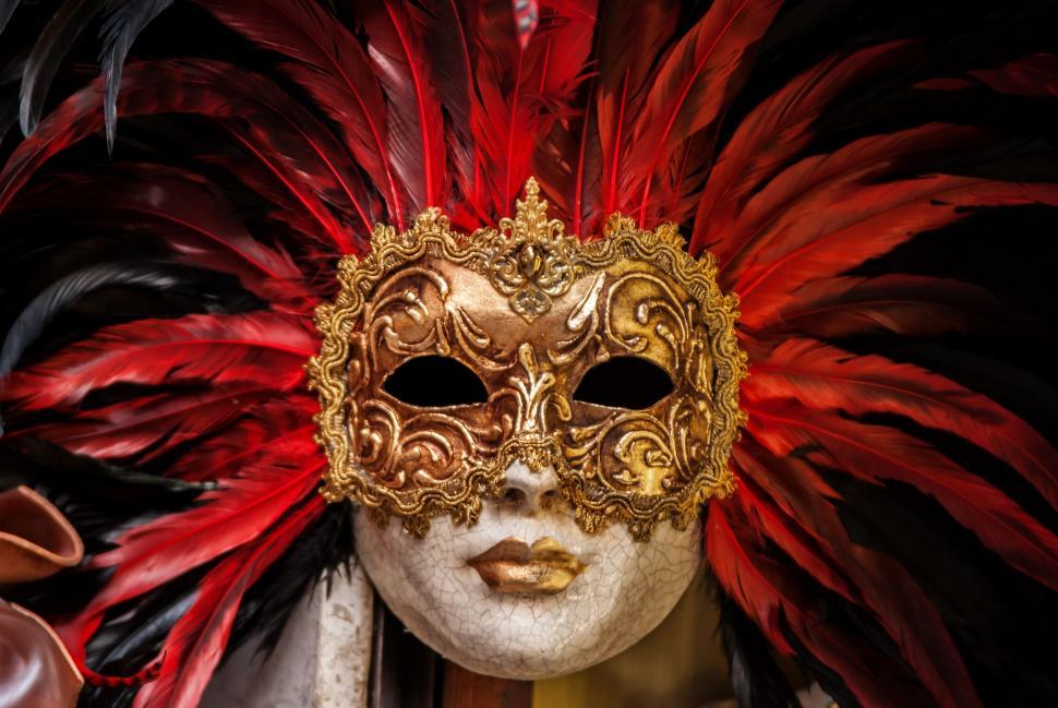 Free Image of Golden Carnival Mask  