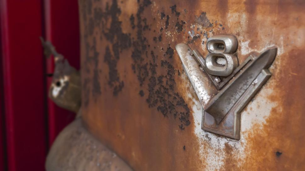Free Image of Vintage Ford V8 Badge  