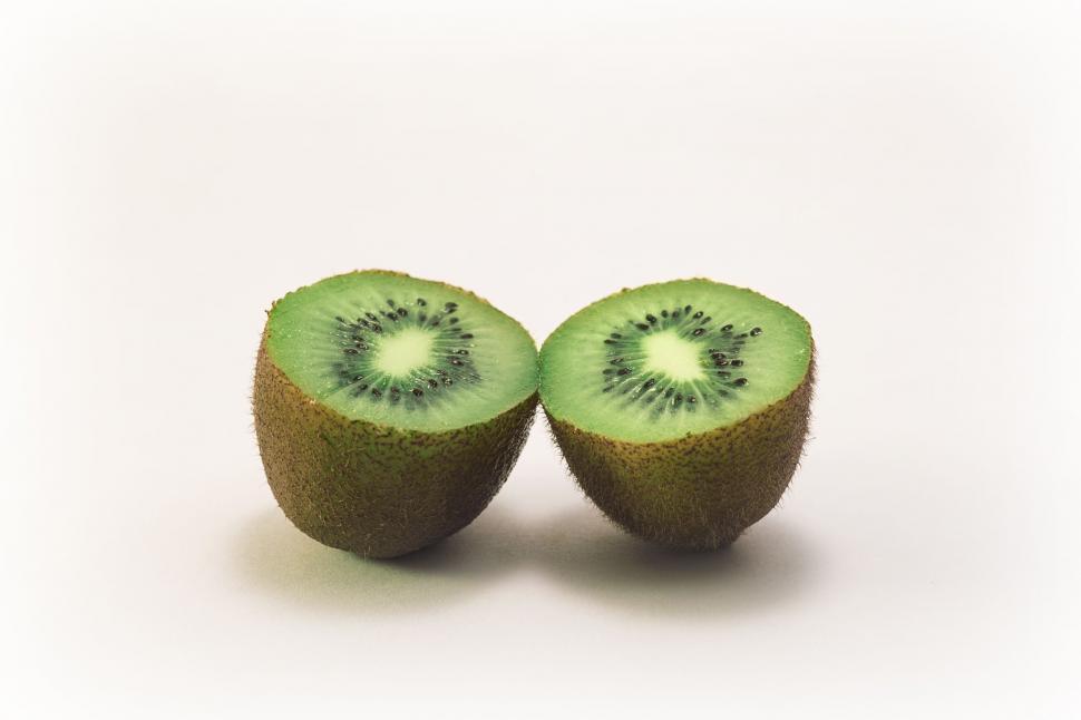 Free Image of Two Halves of Kiwi  