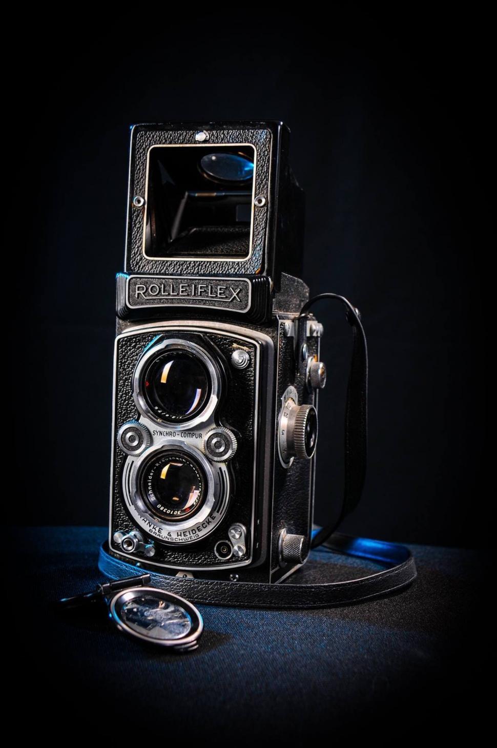 Free Image of Rolleiflex camera with range finder  