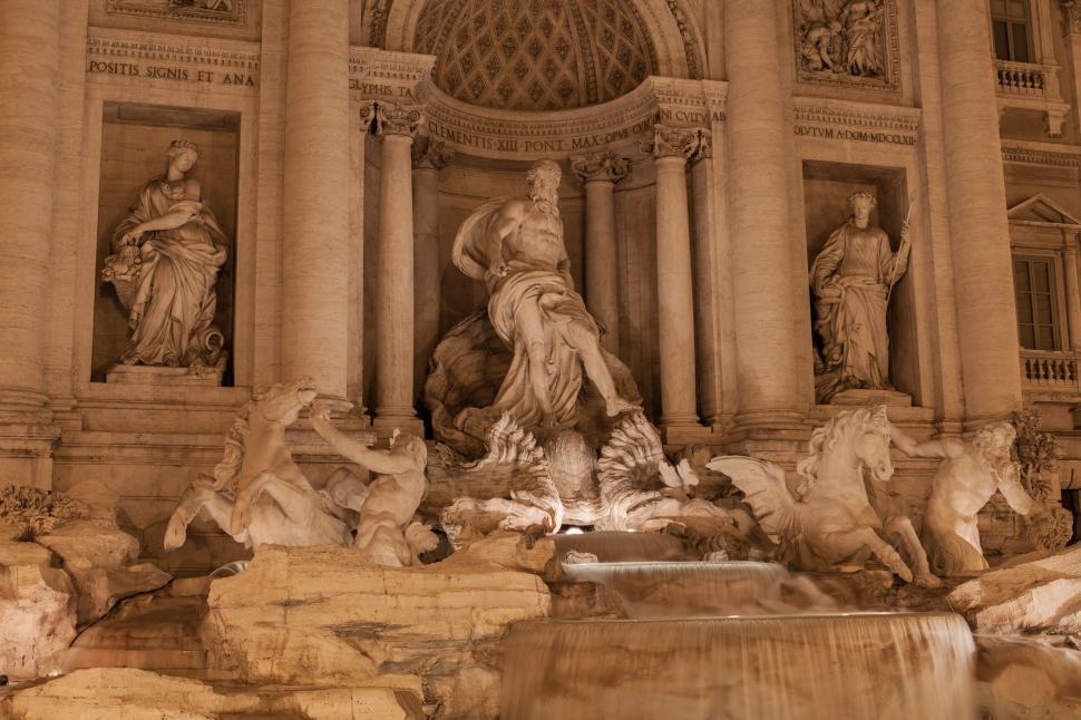 Free Image of Trevi Fountain 