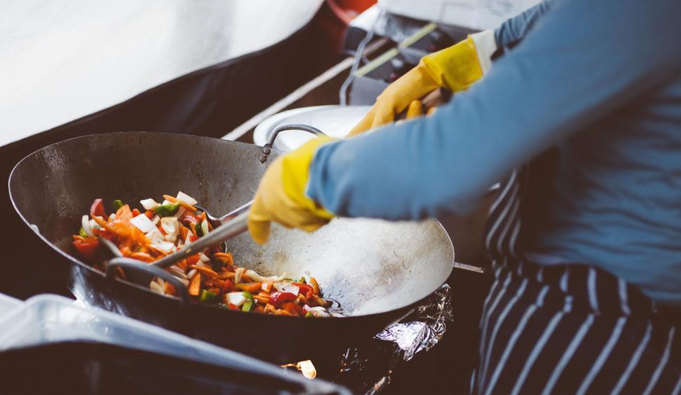 Free Image of Chef at work  