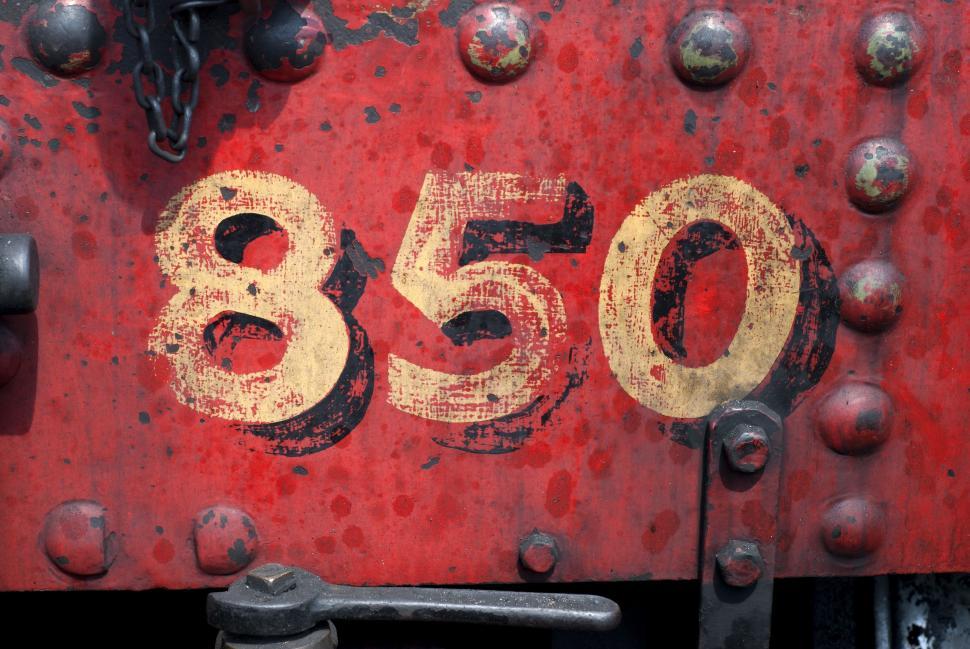 Free Image of 850 Number Painted on Metal  