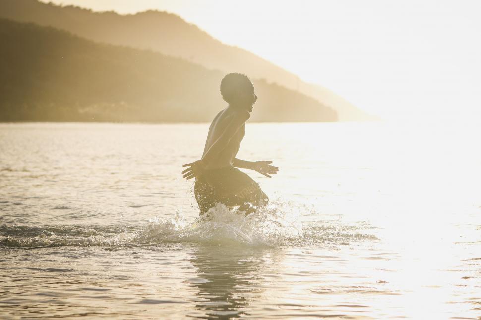 Free Image of Boy in beach water  