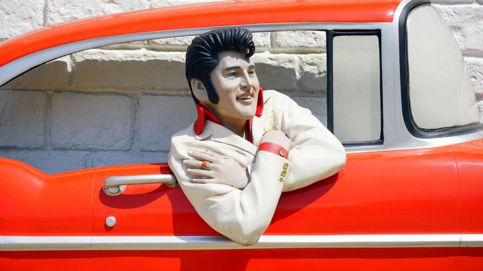 Free Image of 1957 Chevrolet Red Car  