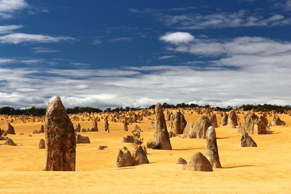 Free Image of Sandstone pinnacles 