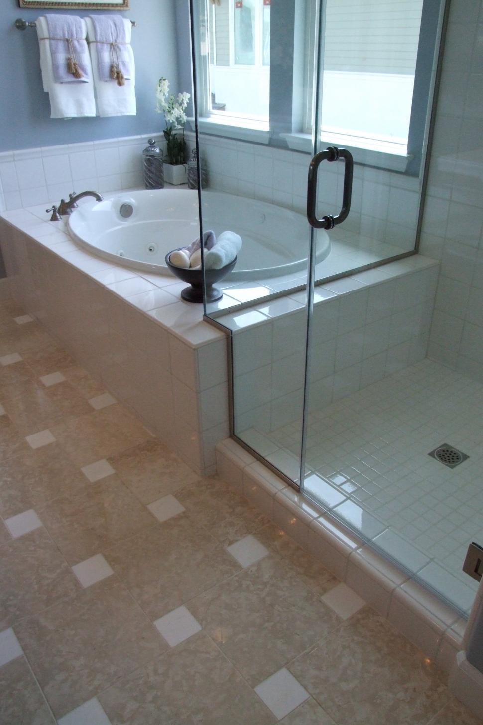 Free Image of Bathroom 