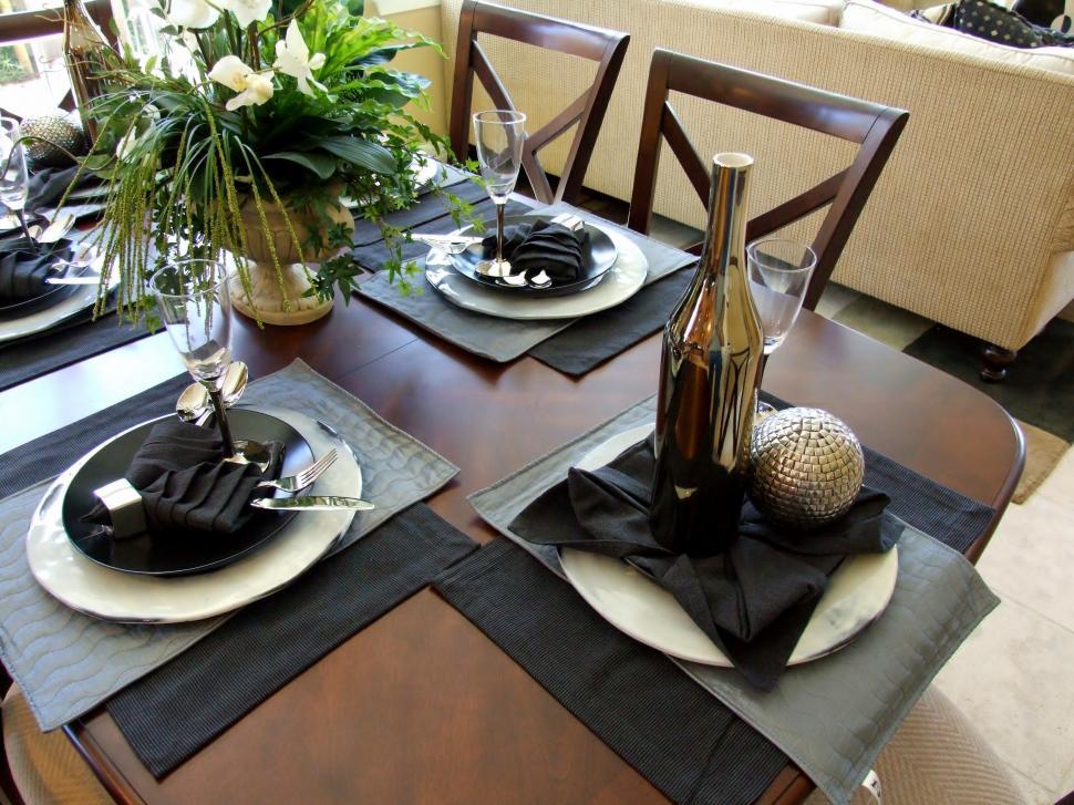 Free Image of Dining Rooms 