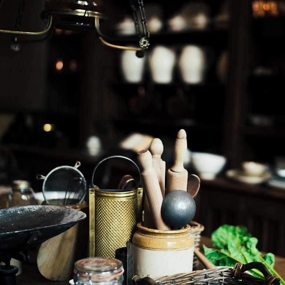 Free Image of Kitchen utensils 