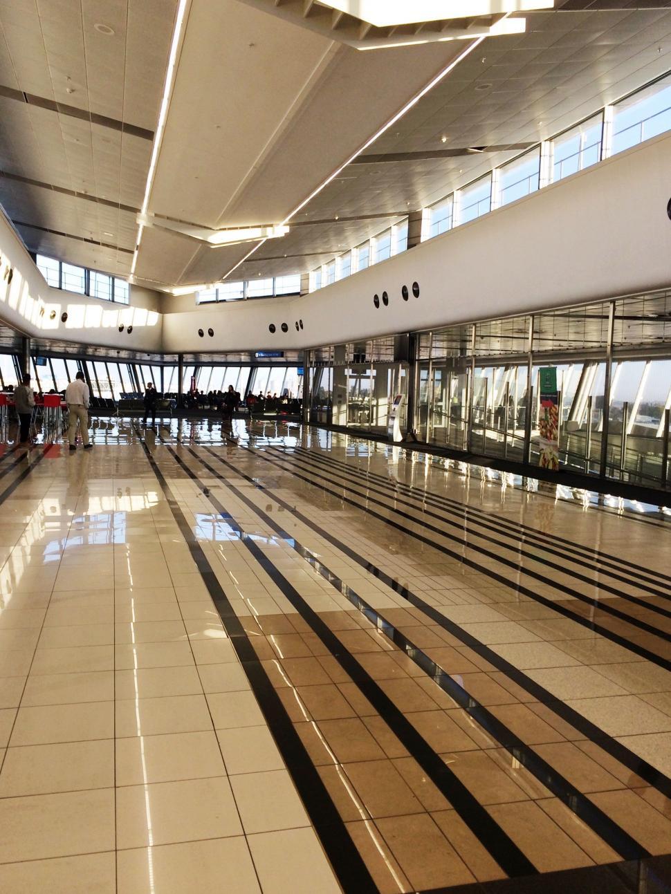 Free Image of Interiors of Airport  