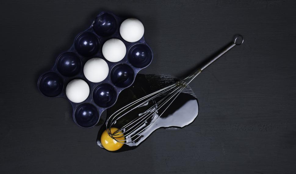 Free Image of Egg Holder with Eggs and Yolk  