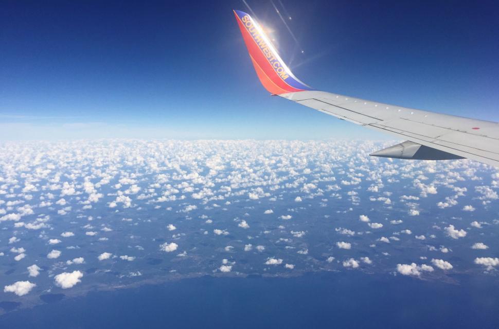 Free Image of Airplane Wing  