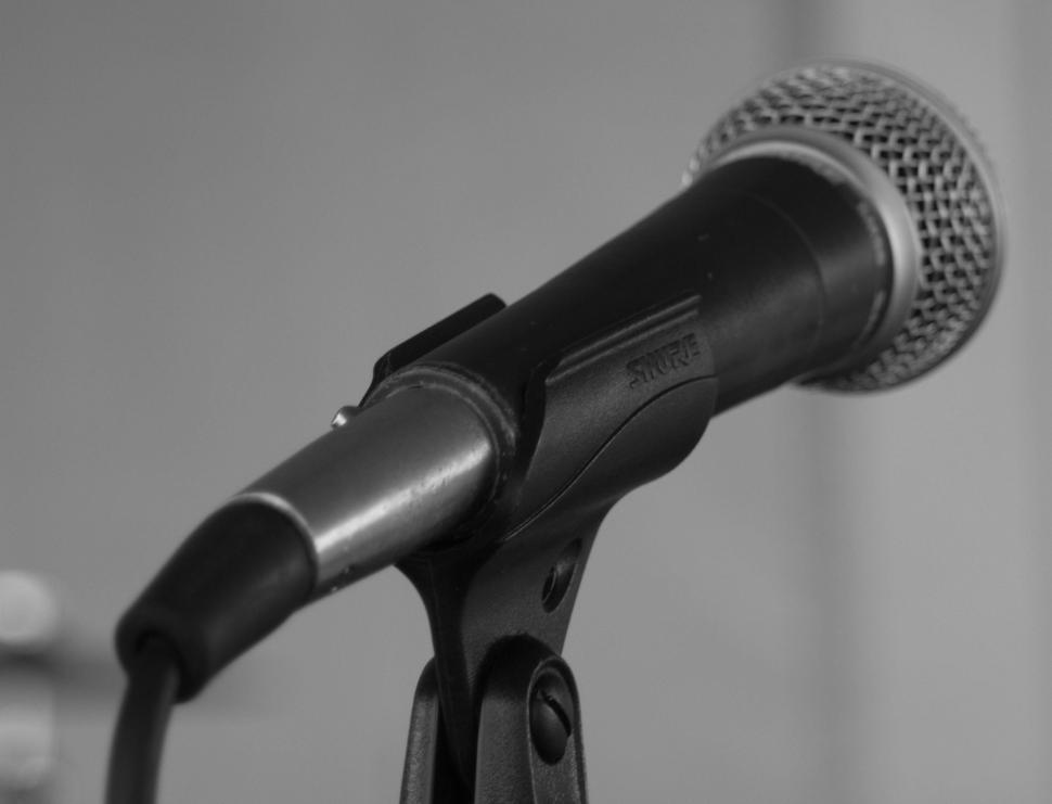 Free Image of Stage Mic 