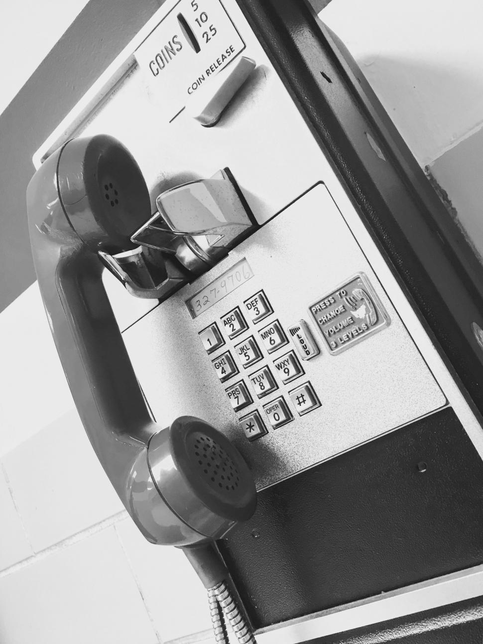 Free Image of Public Telephone - Monochrome  