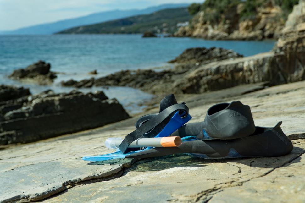 Free Image of Snorkeling gear 