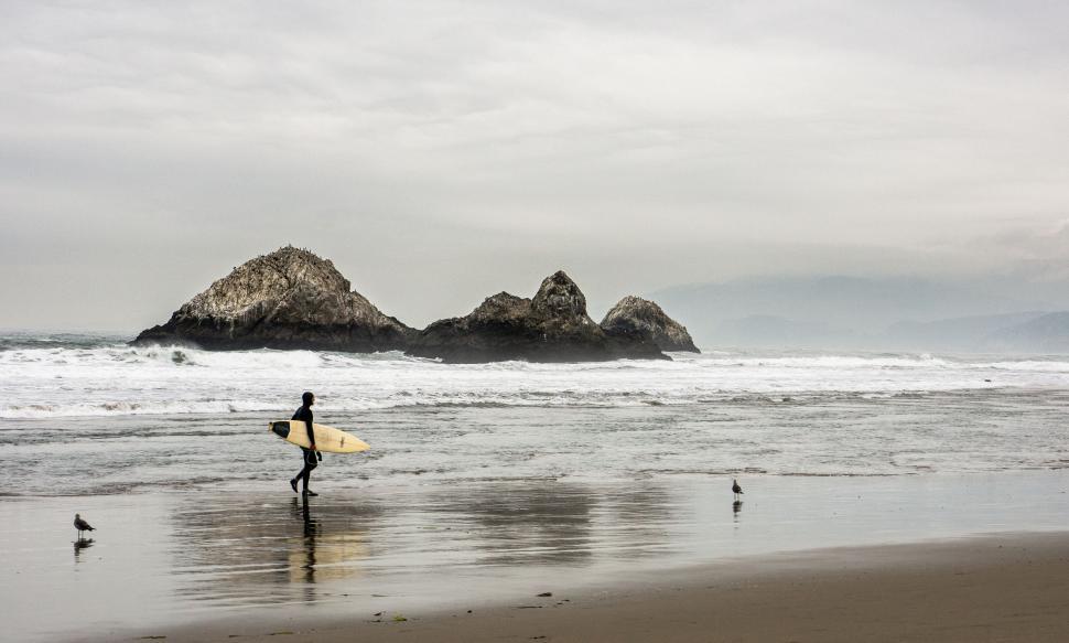Free Image of Surfer at beach  