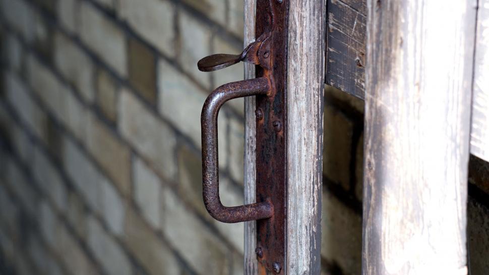 Free Image of Rusty Door Handle 