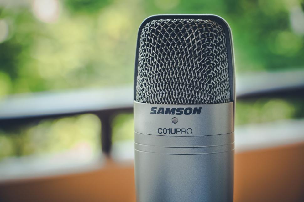 Free Image of Microphone 